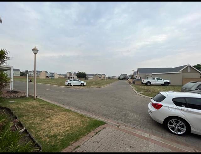 3 BEDROOM TOWNHOUSE FOR SALE IN RIVERSPRAY LIFESTYLE ESTATE